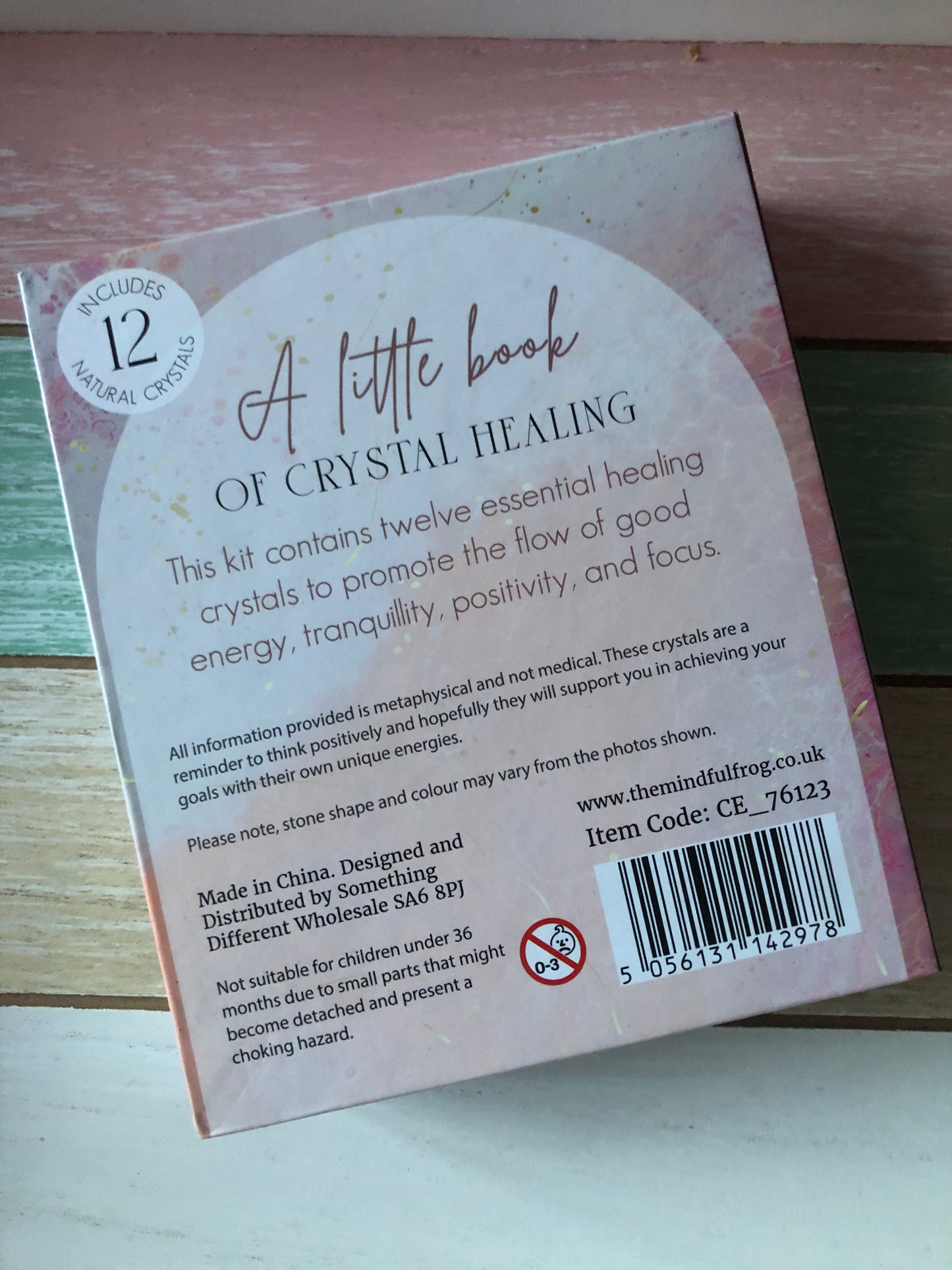 The Little Book of Crystal Healing Gift Set